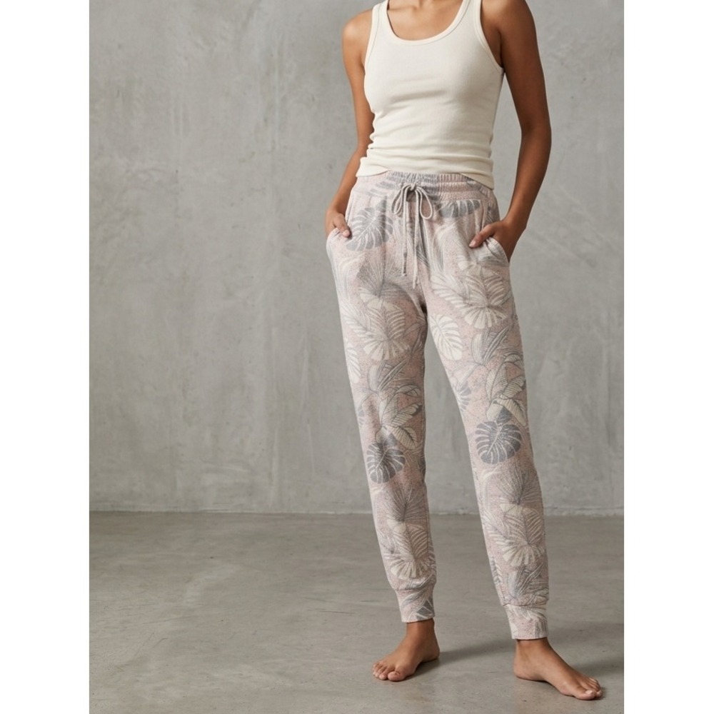 SUNDRY Leaf CozyChic Ultra Lite Knit Jogger Pant Pink S